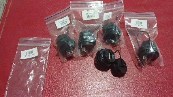 CONJUNTO CONEXTORES CAJA BUCEO