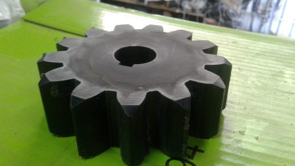 DISEÑO Y FABRICACION DE ENGRANAJES EN POLIAMIDAS