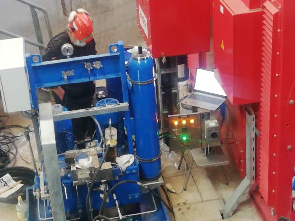 EQUIPO DE LIMPIEZA DE ACEITES PARA CIRCUITOS PILOTO SERVO VALVULAS