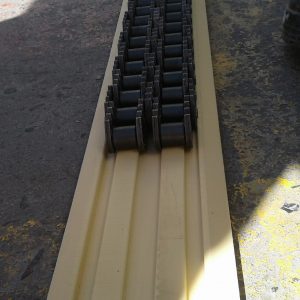 FABRICACION DE GUIAS DE CADENAS EN POLIAMIDAS