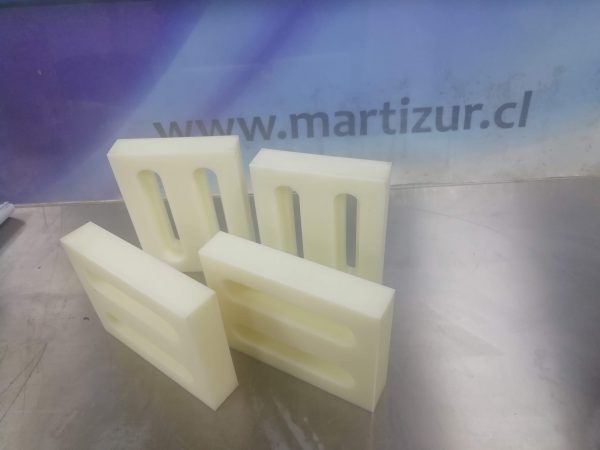 FABRICACION DE PLACAS DE CORTE POLIAMIDA