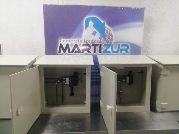 GABINETE EN POLYPROPILENO RESISTENTE A CORROSION PROTECCION