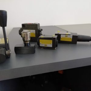 IMPORTACION DE VALVULAS OLEOHIDRAULICAS